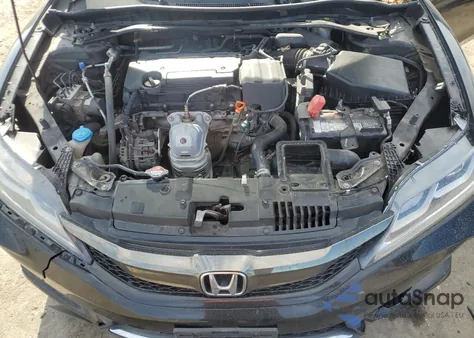 2017 Honda Accord Ex z USA, uszkodzony, nr VIN 1HGCT1B50HA002664